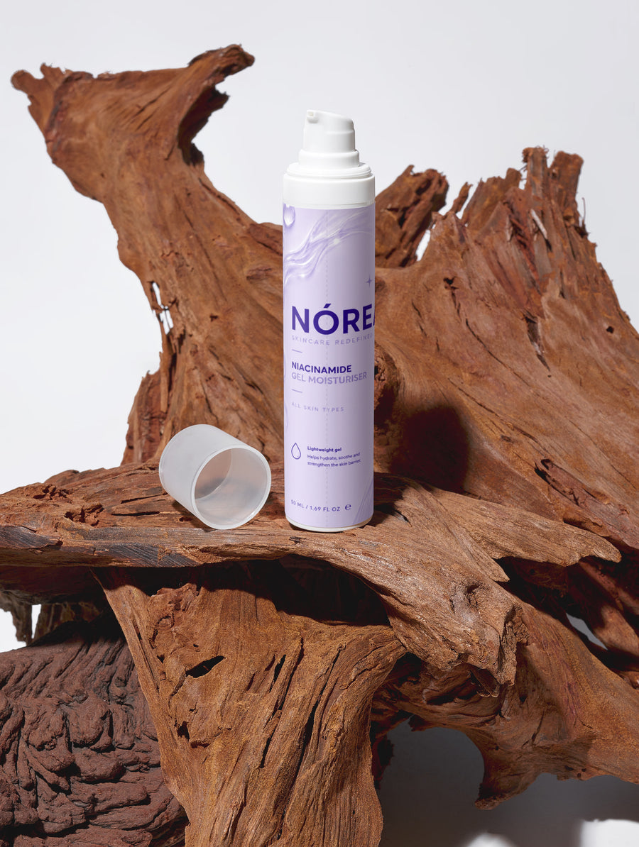La crema sobre madera